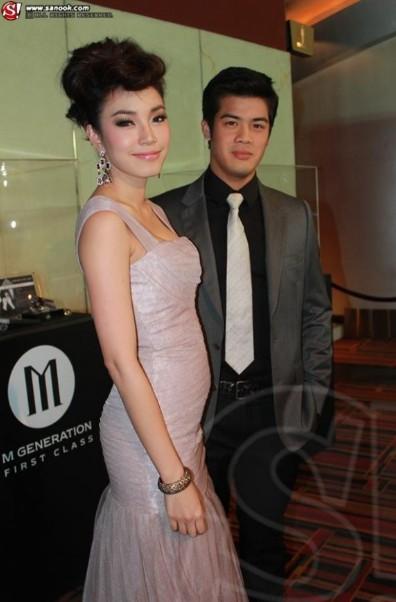 เมย์ ปาล์ม อายุห่างกัน 5 ปี