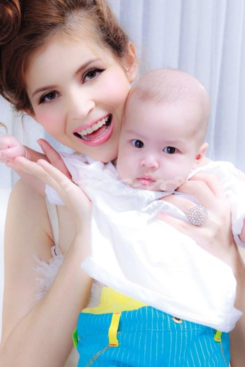แอนนี่ บรู๊ค