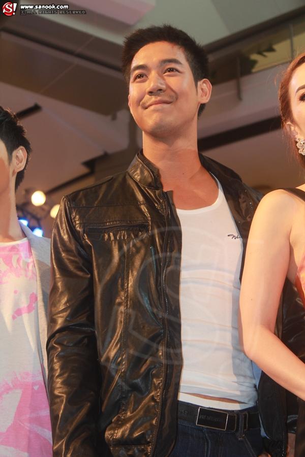 เวียร์ ศุกลวัฒน์ โชว์ก้น