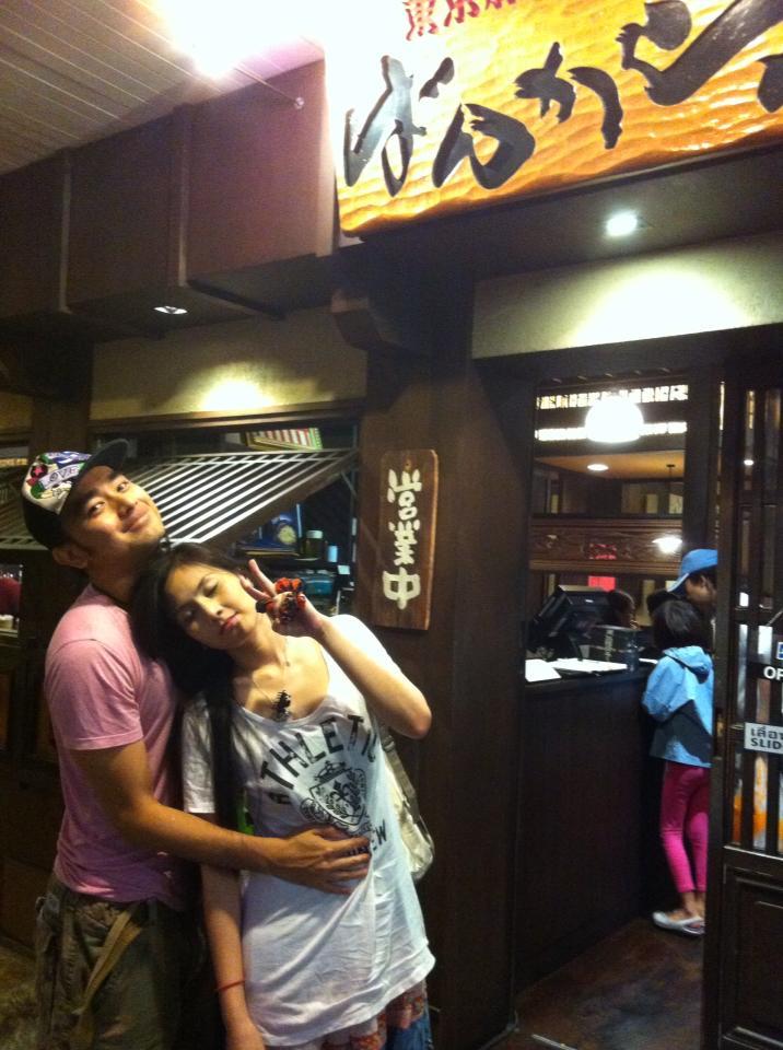 เต๊ะ ศตวรรษ แต่งงาน