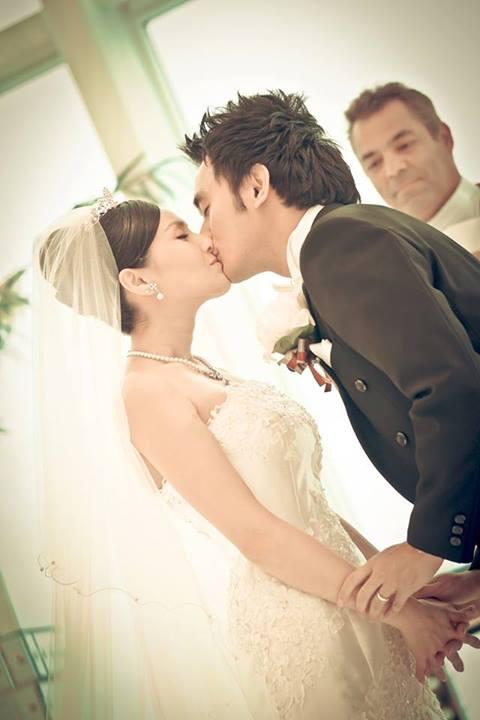 เต๊ะ ศตวรรษ แต่งงาน