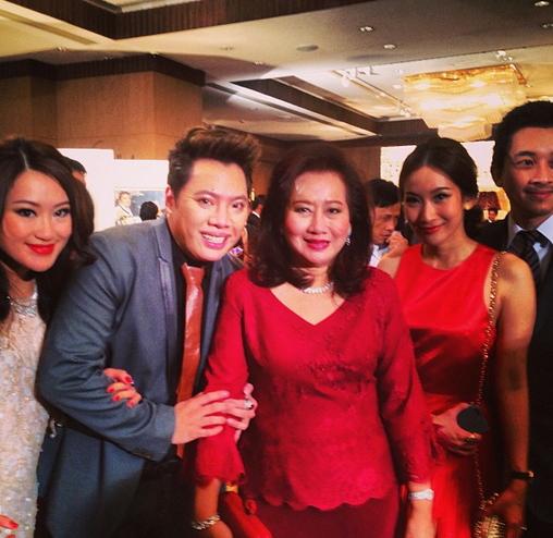 งานแต่งแซนด์ ชยิกา หลานนายกฯ ยิ่งลักษณ์