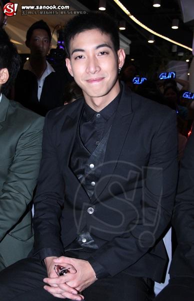 โตโน่ ภาคิน