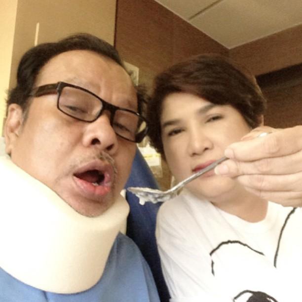 โน้ต เชิญยิ้ม 