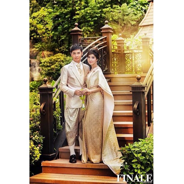 ออย ธนาแต่งงาน