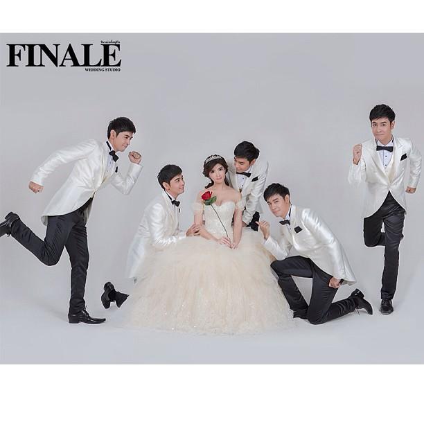 ออย ธนาแต่งงาน