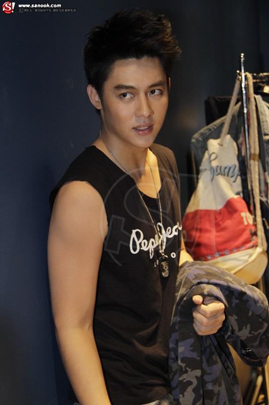 หมาก ปริญ