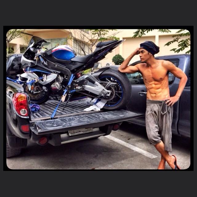 อาร์ต ผศุตม์