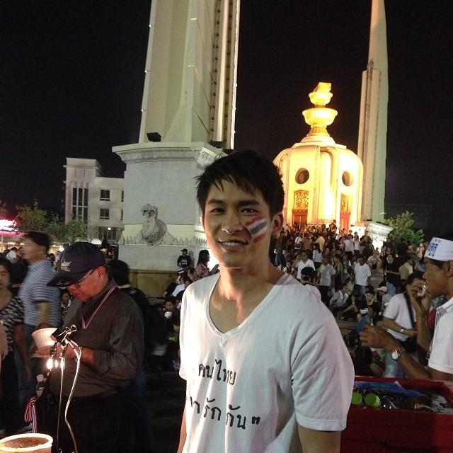 หมอก้อง สรวิชญ์