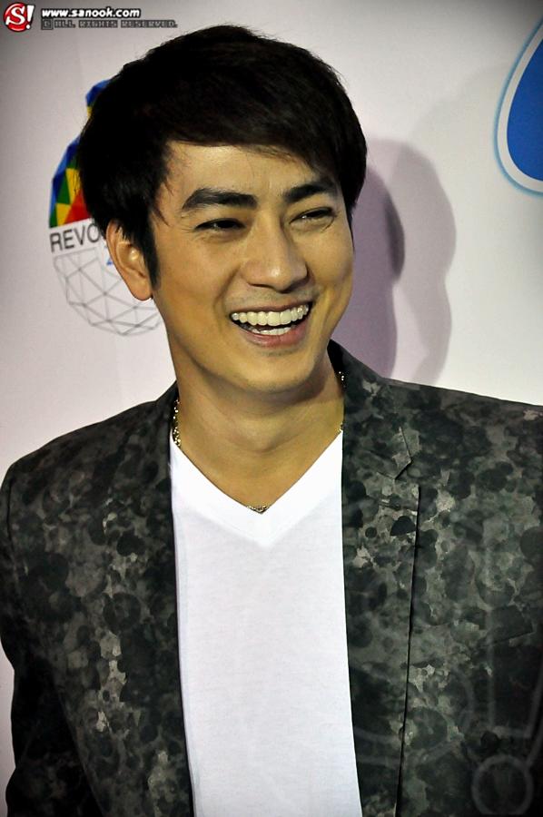 ฟิล์ม รัฐภูมิ