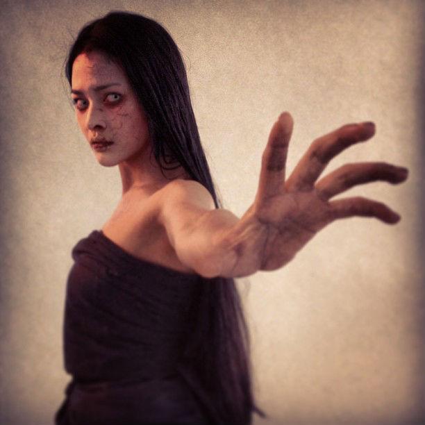 ผีกาหลง