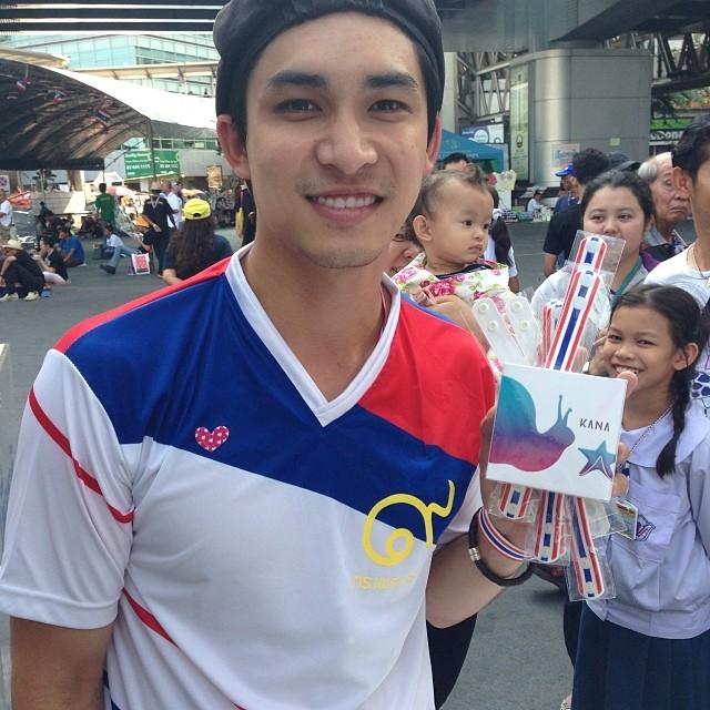 หมอก้อง สรวิชญ์