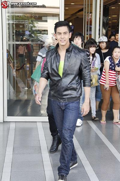 เต้ย พงศกร