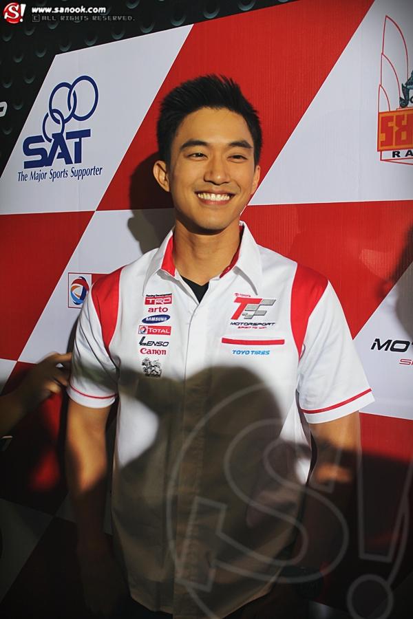 ไผ่ พาทิศ น้ำตาล พิจักขณา