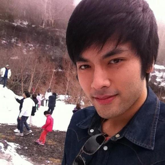 บอม ธนิน