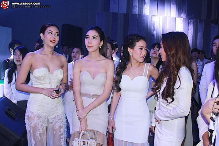 ดารา ร่วมงาน ปาร์ตี้