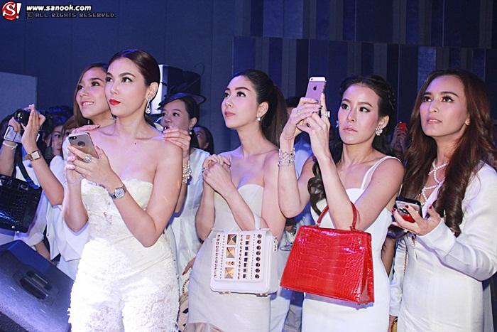 ดารา ร่วมงาน ปาร์ตี้