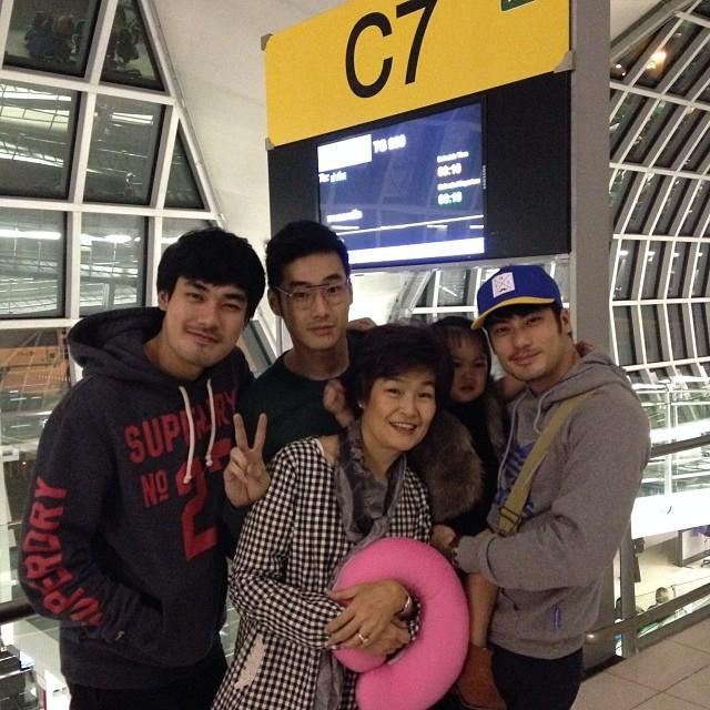 ครอบครัวฉัตรบริรักษ์