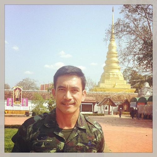 ดาราไทย ทหาร