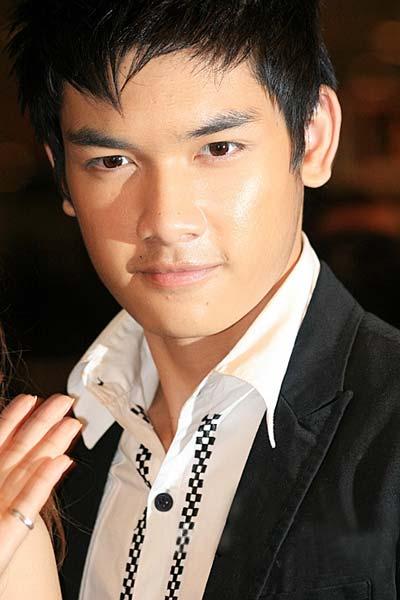 สิงโต เดอะสตาร์