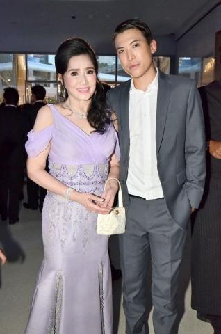 ป๊อก ภัสสรกรณ์ แม่อาภัสรา