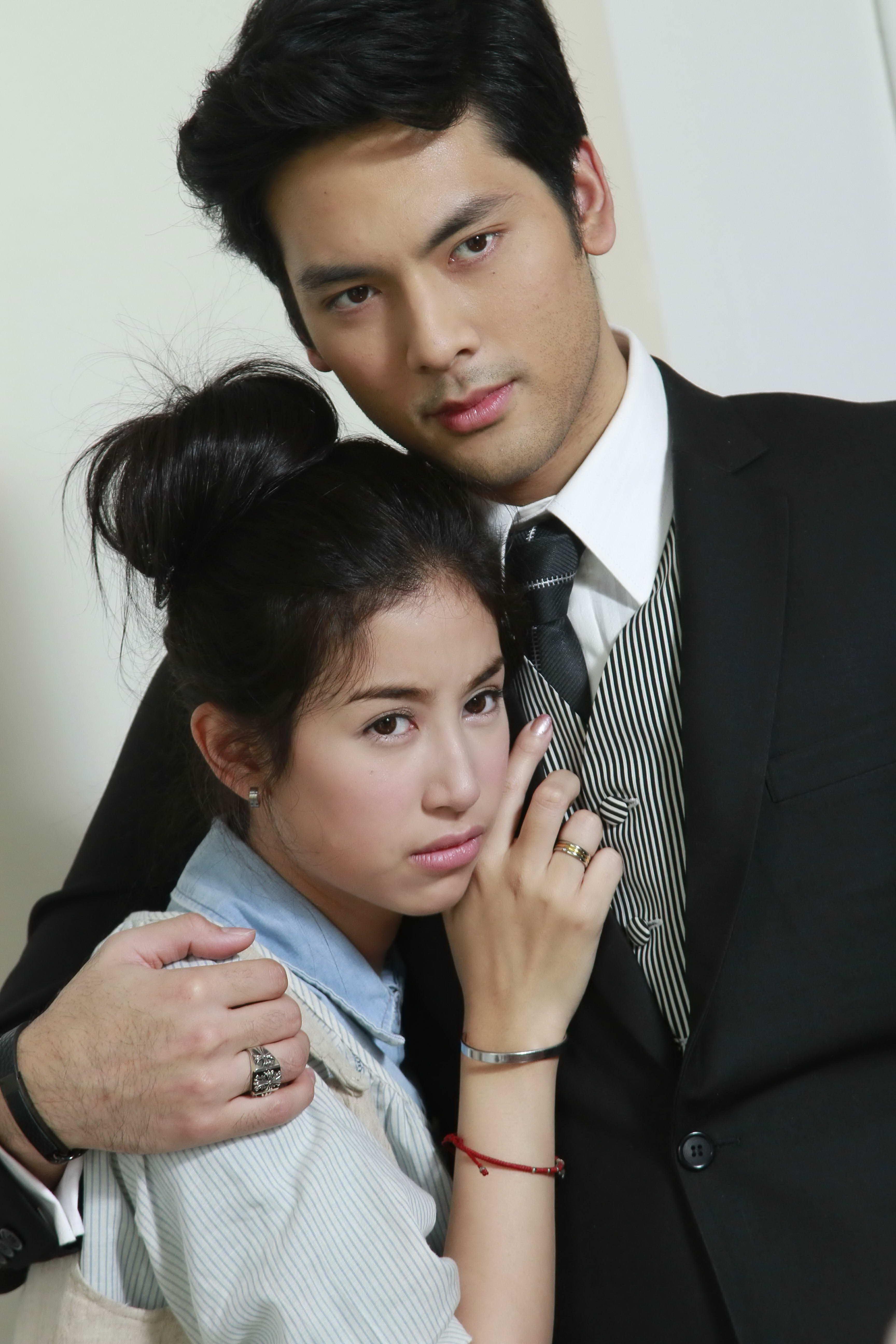 บอม ธนิน มิ้นต์ ชาลิดา 