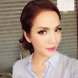 อ๋อม สกาวใจ