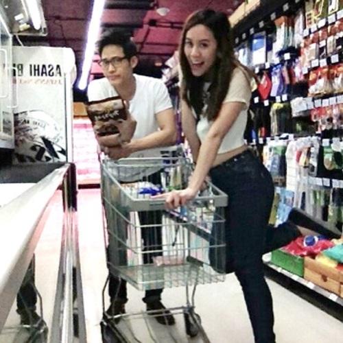 ตู่ ภพธร