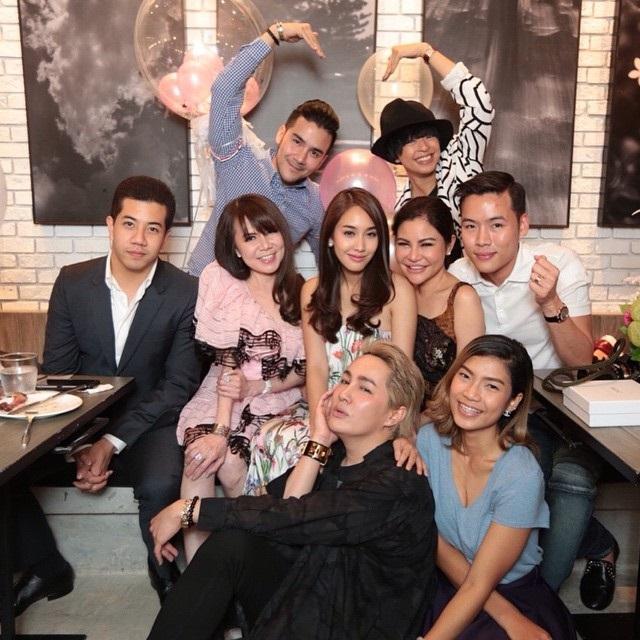 มิน พีชญา