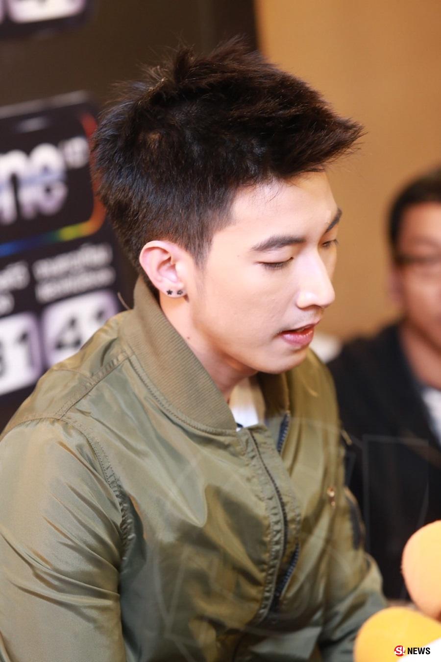 โตโน่ แถลงข่าวเลิก แตงโม 