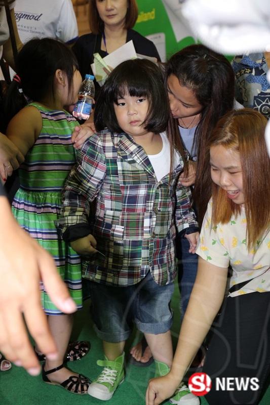 เปิ้ล นาคร