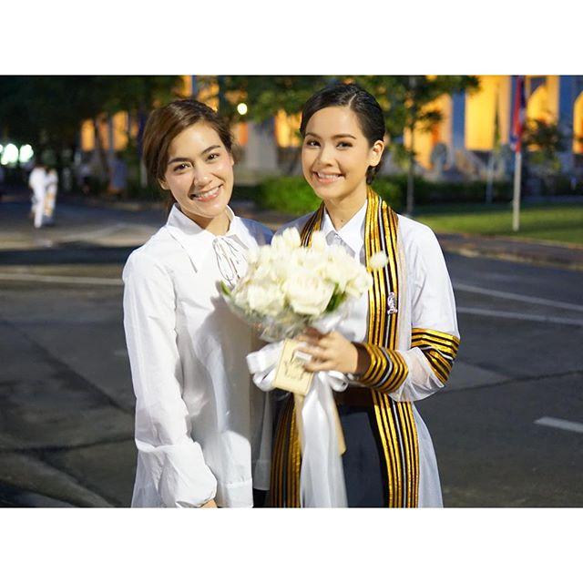 ญาญ่า รับปริญญา