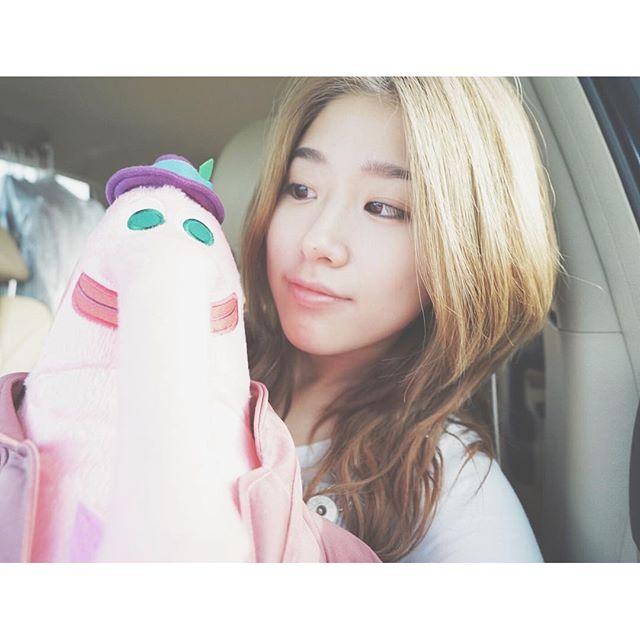 แก้ว จริญญา