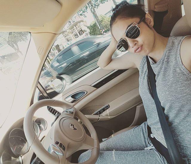 อุ้ม ลักขณา