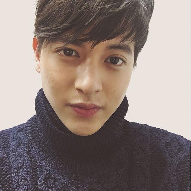 เจมส์ จิรายุ