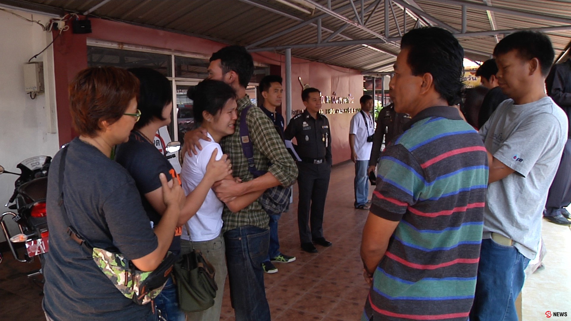 ตำรวจขอนแก่นแถลงจับรวบแล้วหนุ่มตีนผีชนจักรยานดับ2ศพ