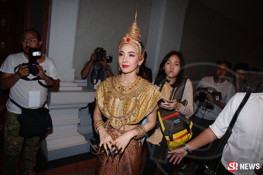 นุ่น วรนุช