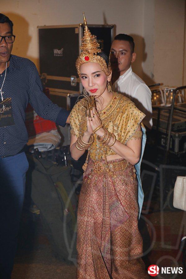 นุ่น วรนุช