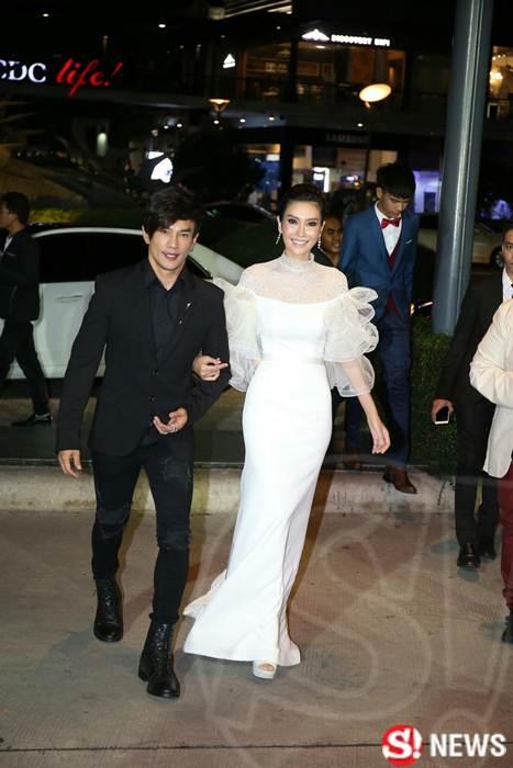 ต๊ะ บอยสเก๊าท์