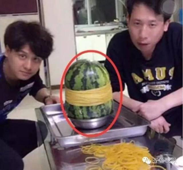 หนังยางรัดแตงโม