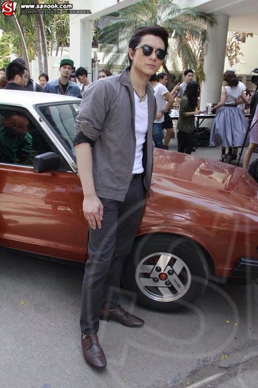 แน็ค ชาลี ไตรรัตน์