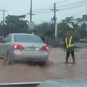 โคราชฝนตกต่อเนื่อง เกิดน้ำป่าไหลเข้าท่วมอำเภอพิมาย 