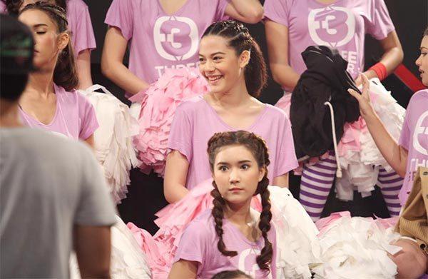 หญิงแมงมุม จีน่า