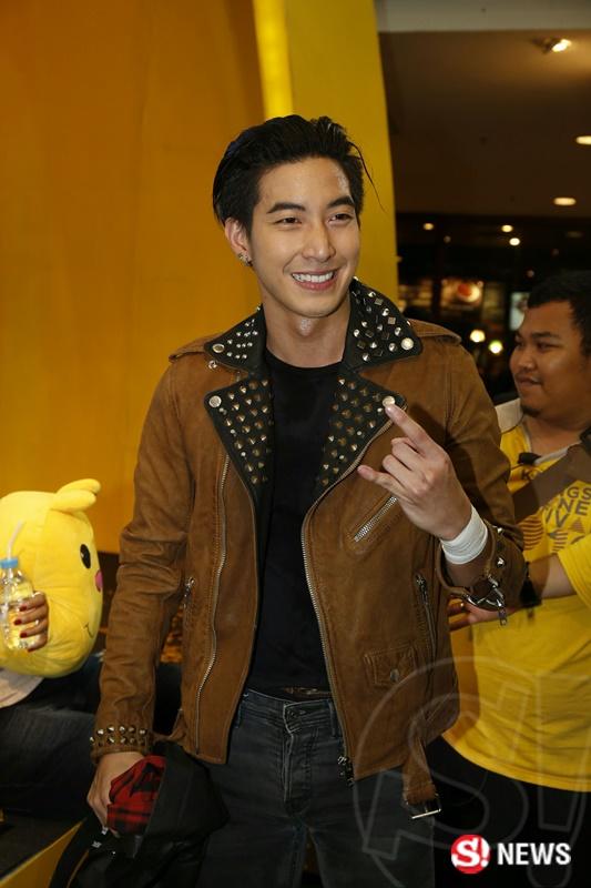 โตโน่ ภาคิน