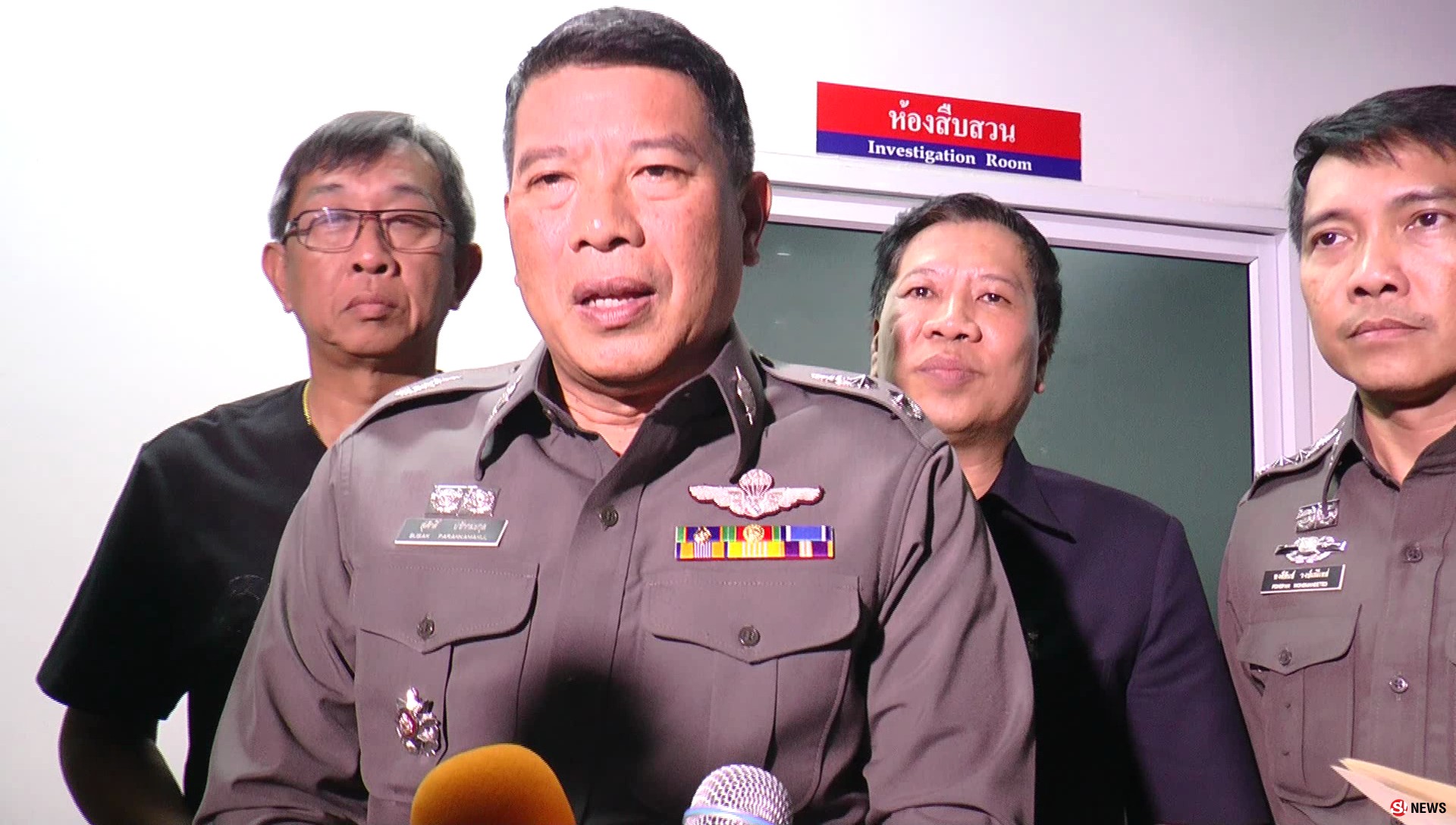 นนทบุรี มอบตัวแล้ว13โจ๋แก๊งค์บังอรยิงโหดสาวทอมวัย15 ปีดับ