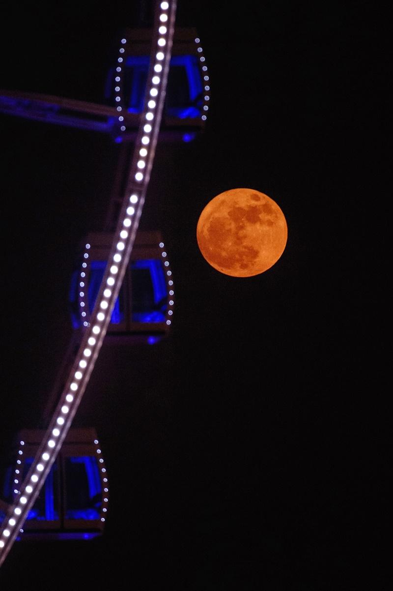  Super Full Moon ฮ่องกง