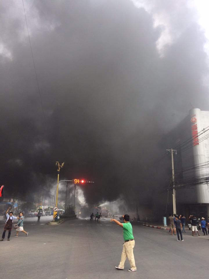 ไฟไหม้ตลาดศรีเมือง