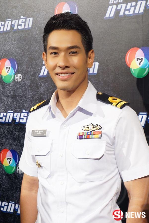 อ๋อม อรรคพันธ์