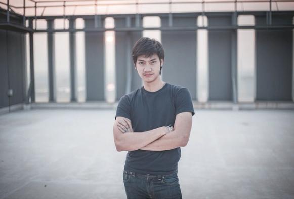 ลูกชายสุนารี 