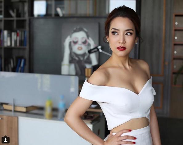 จั๊กจั่น อคัมย์สิริ